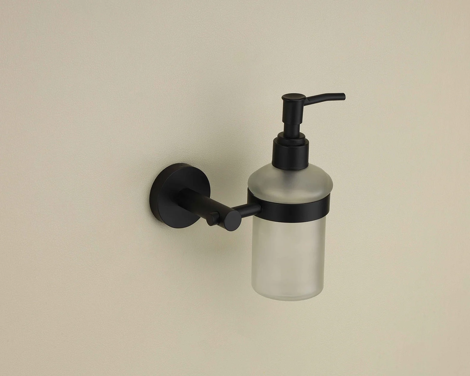 FUSION Black Matt Liquid Dispenser