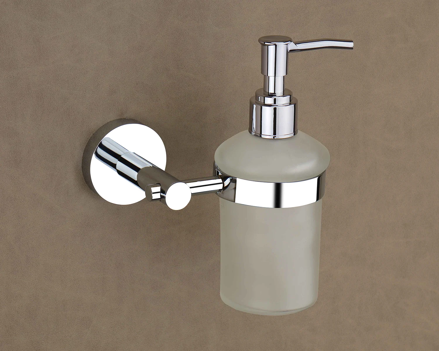 FUSION Chrome Liquid Dispenser